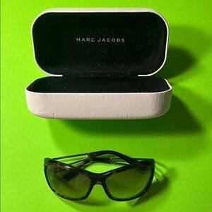Marc Jacobs Brown Tortoise Y2K Sunglasses w/ Case – Repair / Project Piece